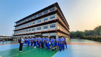 Halaman Sekolah Halaman Sekolah